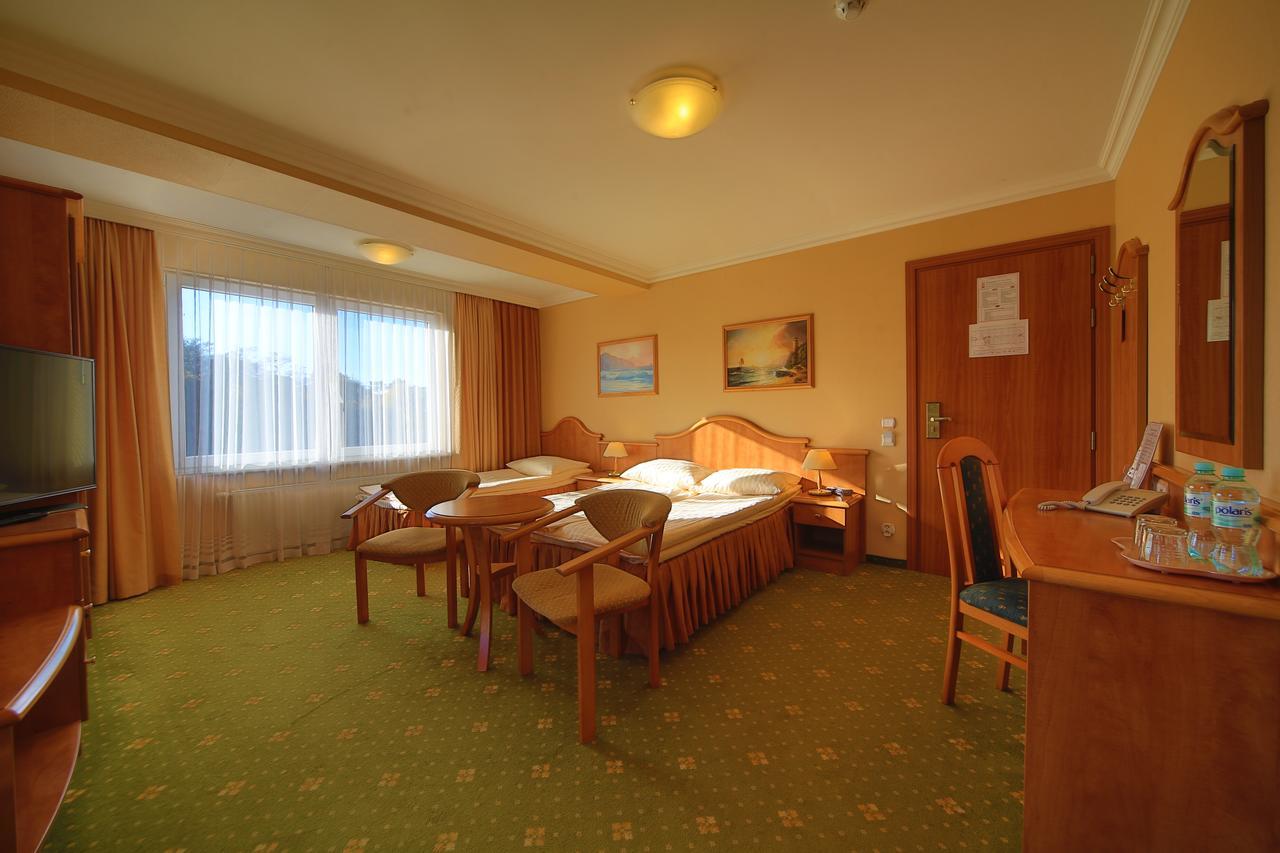 Hotel Polaris III Świnoujście Esterno foto