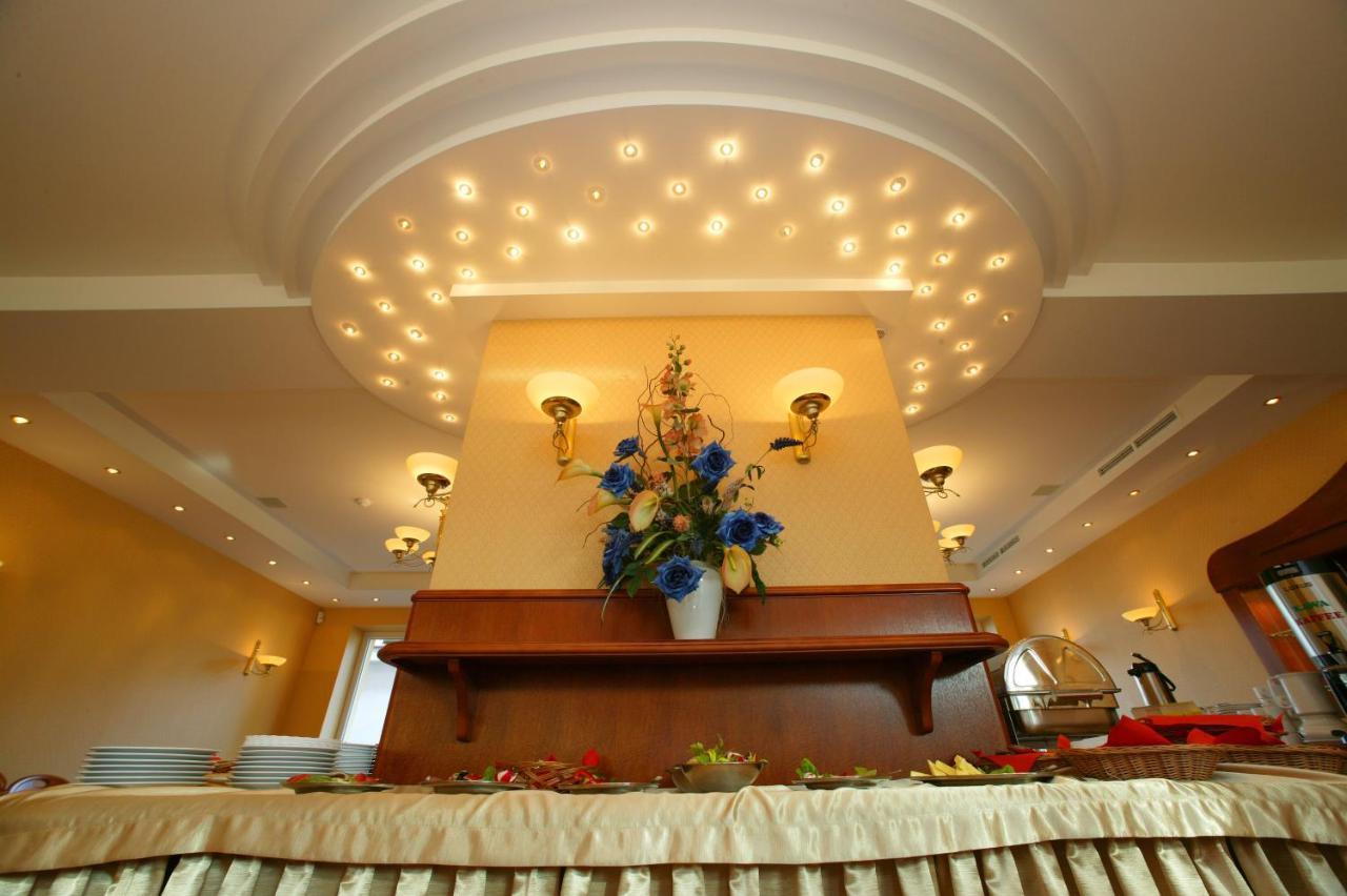 Hotel Polaris III Świnoujście Esterno foto